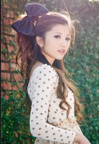 巜饥渴的人妻日本》中字